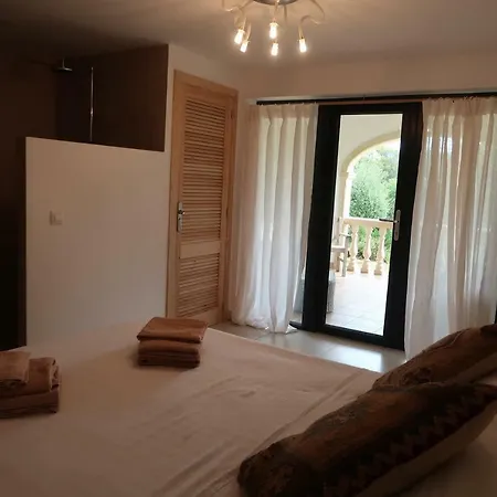 Calle Palomas 13 * Balcon del Mar