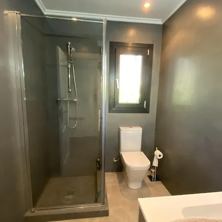 Calle Palomas 13 Villa *