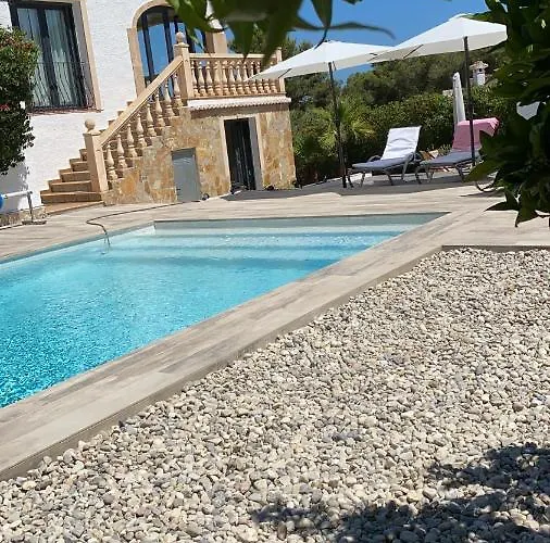 Villa Calle Palomas 13